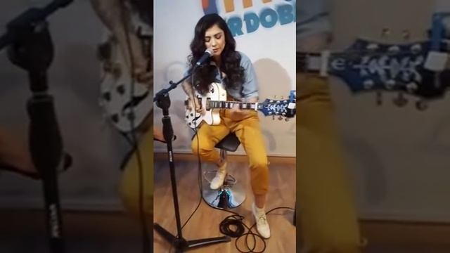 Mon Laferte en FM Córdoba | Argentina смотреть онлайн