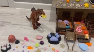 таба лапки и динозавр