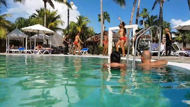 Spectacle au Royalton Hicacos Cuba смотреть онлайн
