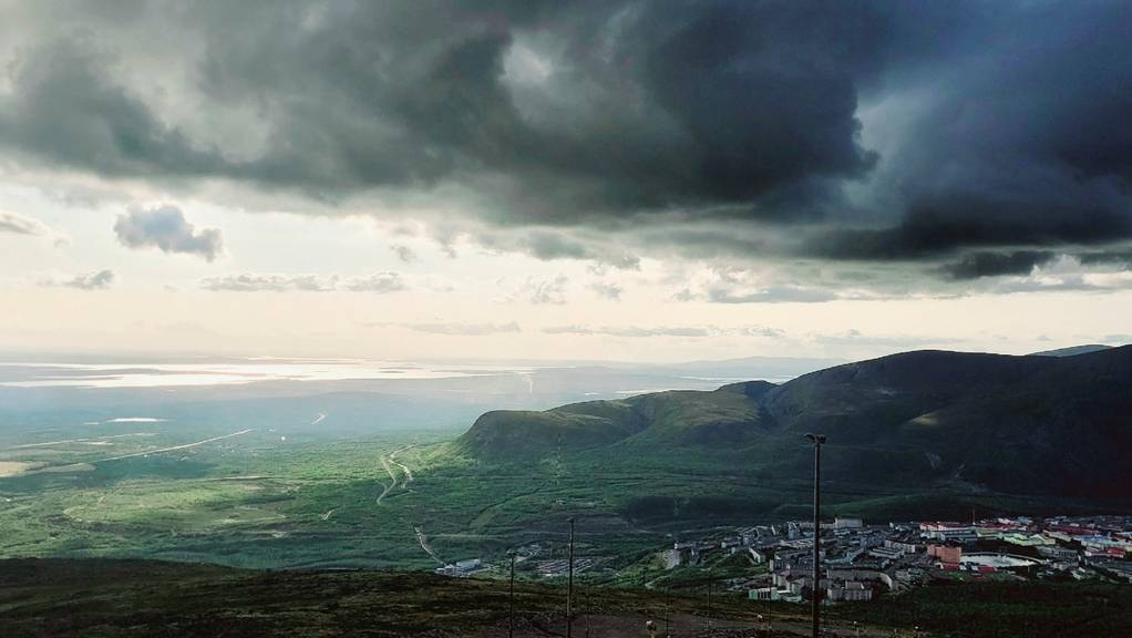 - Какое сегодня число, месяц, год Не знают. Мир останавливается. смотреть онлайн