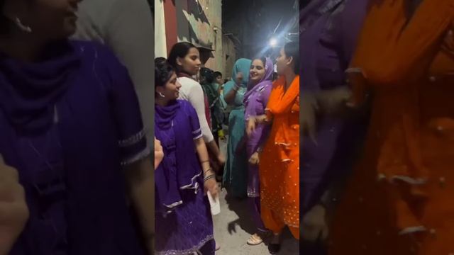 Hot Aunties Dance In Wedding Party смотреть онлайн