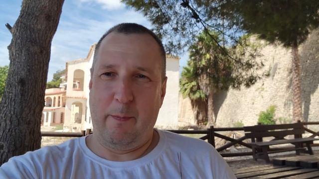 Пляж Playa de la Fustera (Испания) смотреть онлайн