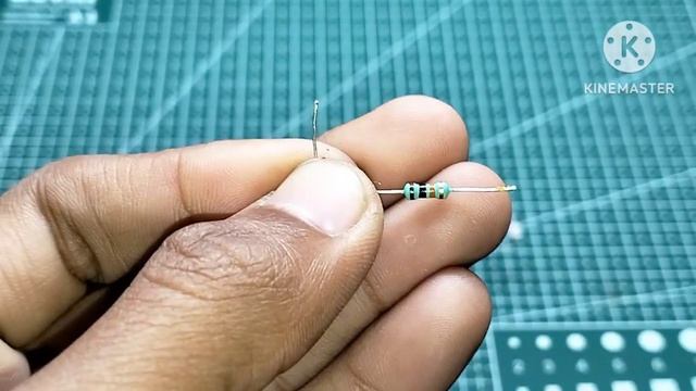 How to make street light | 12 volt relay project | BC547 Project | LDR Project | Electronic Project смотреть онлайн