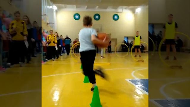 ЗНЗ #29 м. Чернігів "Мама, тато, я - спортивна сім'я" смотреть онлайн