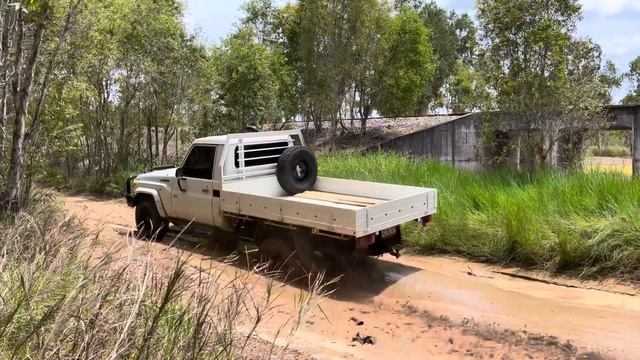 Listen to that diesel V8 exhaust sound!!!