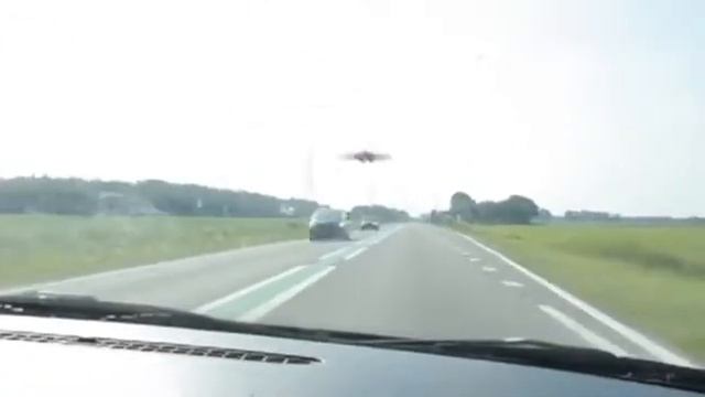 1348010844 Unexpected Army Fly
