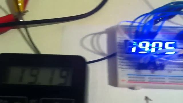 DIY voltmeter using ATmega328 and 4 digits 7 segment display смотреть онлайн