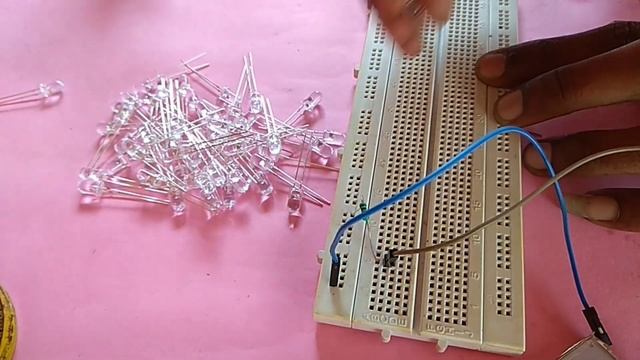Home made 8*48 led matrix display using arduino uno and 74hc595 shift register #arduino #electronic смотреть онлайн