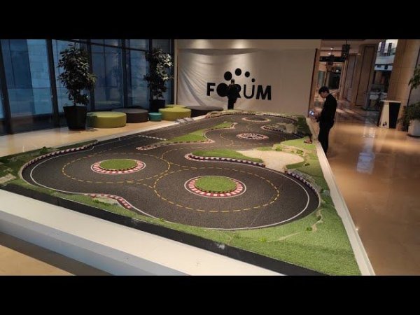 Сделал гоночную трассу для машинок на пульте управления Tarmac Big 1/28