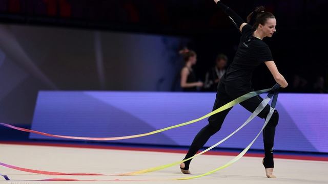 Музыка для художественной гимнастики - Track 703 | Братство Атома, Lustova, HELVEGEN - Калинка смотреть онлайн