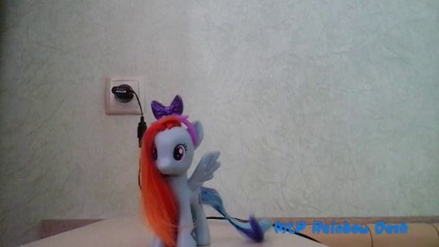 Обзор на пони Rainbow Dash смотреть онлайн