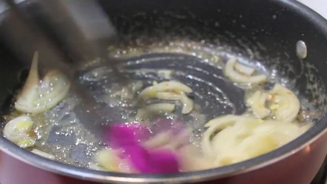 Southern Smothered Chicken with Gravy - I Heart Recipes смотреть онлайн