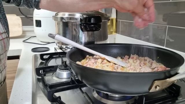 КОРЕЙСКИЕ ПИРОЖКИ НА ПАРУ|ПИГОДИ смотреть онлайн