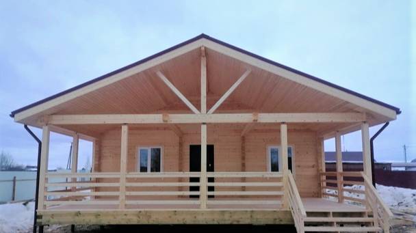 Баня без веника, что самовар без трубы! Большая баня из бруса, размером 9х12 с просторной террасой смотреть онлайн