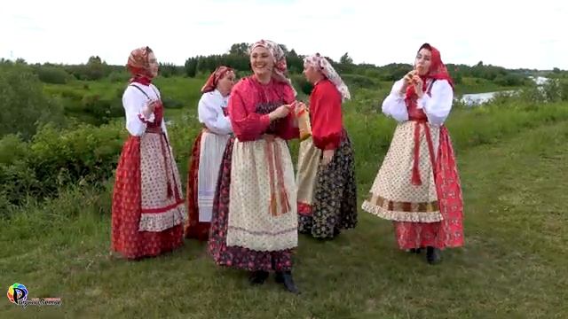 Улица мала, карагод вялик. Крутуха, записанная в Новосибирской области. смотреть онлайн