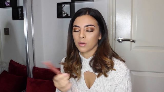 WHO BELIEVES THIS?? - XXL LIP PLUMPING GLOSS смотреть онлайн