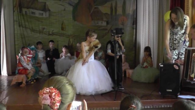 с.Пістинь садочок "Дзвіночок"випуск дітей 2016 рік смотреть онлайн