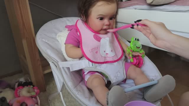 Прогулка с реборном Евой Vlog reborn doll day Evangelina смотреть онлайн