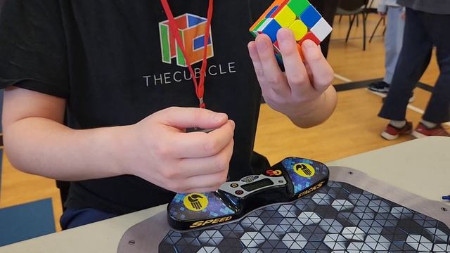 7.20 Official Rubik's Cube Solve смотреть онлайн