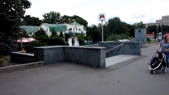 Kharkiv, Liberty square/Харьков, площадь Свободы смотреть онлайн