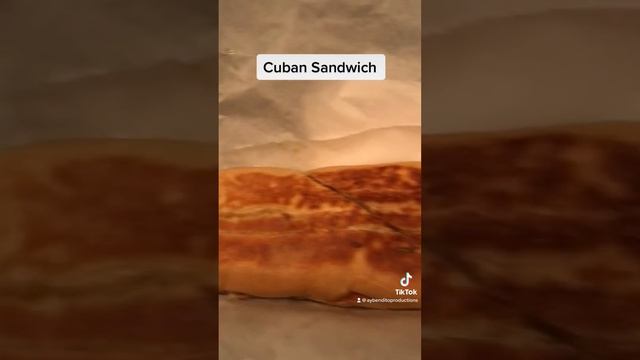 Sandwich Cubano смотреть онлайн