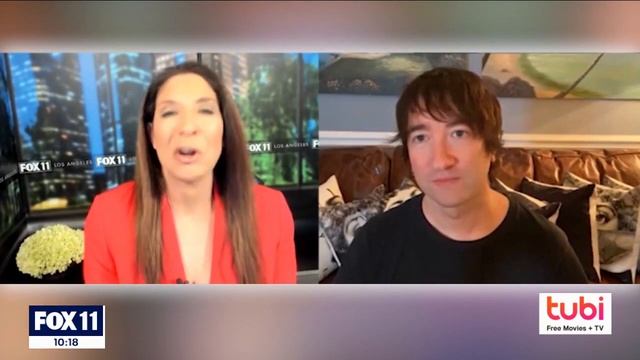 Plain White T's Tom Higgenson surprises cancer patient named Delilah смотреть онлайн