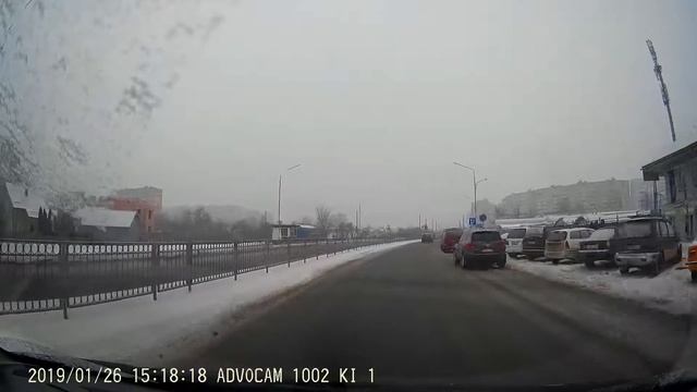 Остановка раком 05. Брест. БМВ в своём репертуаре. Указатели поворотов не для него. 26.01.2019 смотреть онлайн