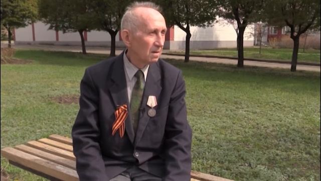 Осколки детства. Евгений Безуглов / Реж. Юлия Соколенко, Юлия Светлова смотреть онлайн