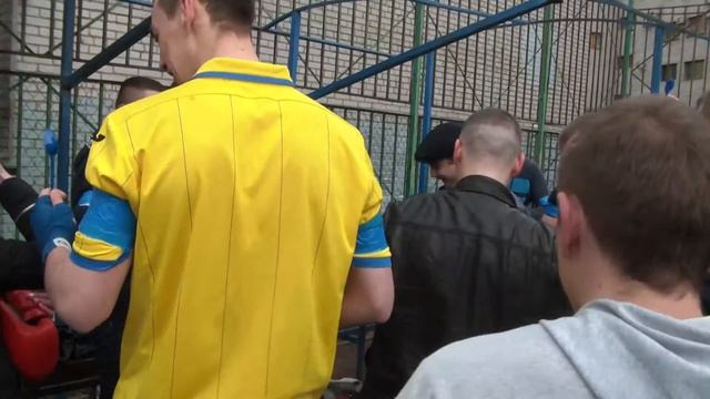 Радость для мозга! [Стенка на Стенку 17 на 17] смотреть онлайн