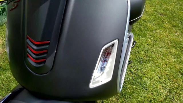 Vespa GTS Super Sport ABS ASR 125 cc Walkaround смотреть онлайн