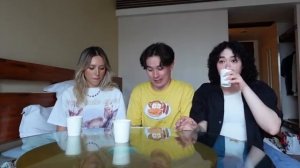 Пробуем КИТАЙСКИЙ Вкусно и точка и Ростикс с Катя Клэп и Анастасиз