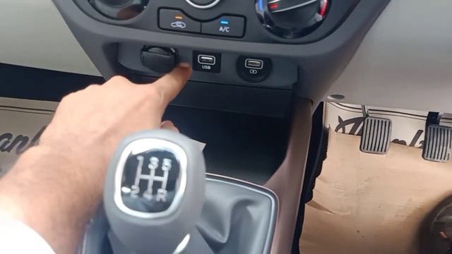New Hyundai 2022 AURA SX 1.2L Kappa petrol interior features Full Review in Hindi #HYUNDAIINDIA смотреть онлайн