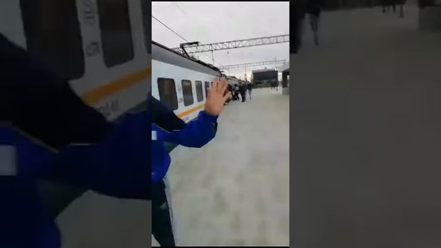Электропоезд ЭП2Д 0159 сообщением Москва Казанский вокзал - Пл 88 километр смотреть онлайн