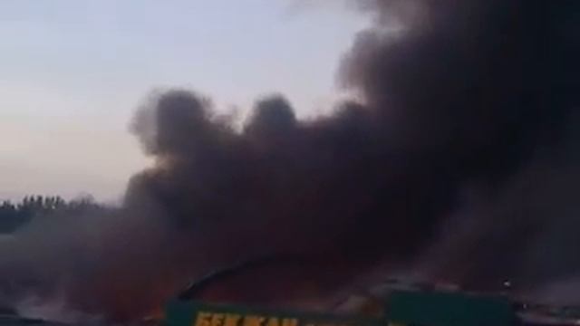 В БЕКЖАн рыноке был бальшой огонь смотреть онлайн