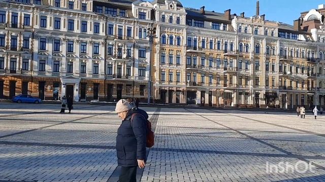 Киев 2023 г главная ёлка Украины, Софиевская площадь. Жизнь в Киеве продолжается. смотреть онлайн