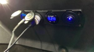 Установка дополнительной розетки 12V, в полной комплектации, в багажник на LADA Granta FL, подробно