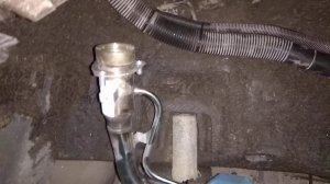 Горловина заливная Паджеро 3. Горловина топливозаливная Паджеро 3