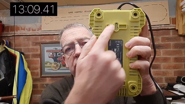 Ryobi One+ RC18150 Super Fast charger - Does it work? How fast? смотреть онлайн