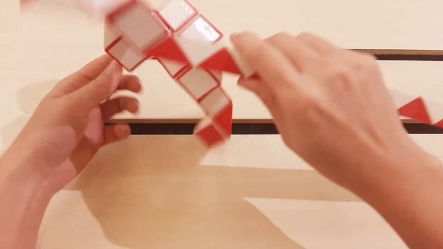 SLOW TUTORIAL - Rubik cube or Rubik's Snake 72 - Airplane смотреть онлайн