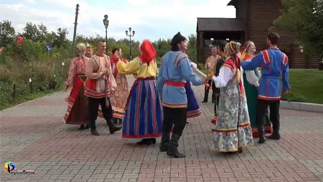 Уж как в Галиче горка крута. Кадрильная рекрутская пляска Костромской области смотреть онлайн