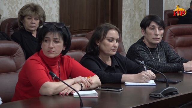 Министр юстиции Южной Осетии встретился с кадровиками всех ведомств республики смотреть онлайн