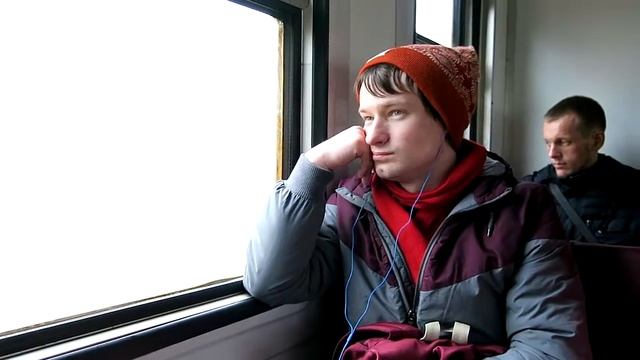 Богдан takes train from Рівне to Остро смотреть онлайн