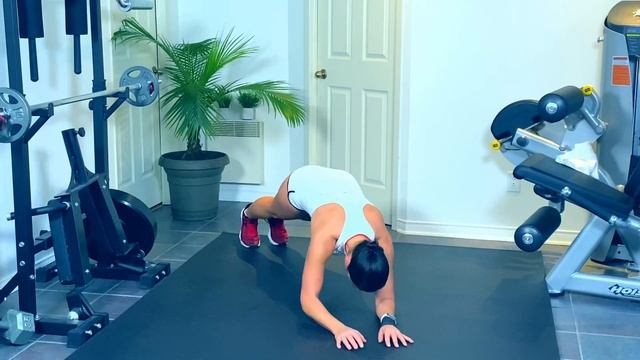 20-Min HIIT with Music as an Interval Timer | No Repeat, No Equipment & Minimal Space | NO TALK !!! смотреть онлайн