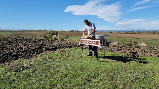HOW TO COOK FROM CHIKEN DINNER IN THE IRON BARREL? смотреть онлайн