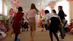 Игра с мамами Оркестр и дирижёр