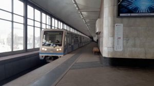 все поезда на Сокольнической линии. московского метрополитена.КРОМЕ НОМЕРНОГО