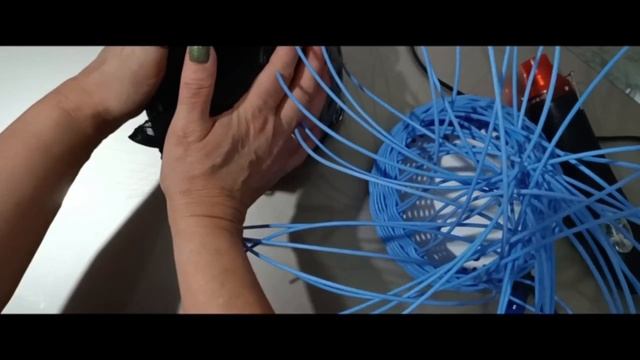 Как сплести сумку из ротанга, вторая часть смотреть онлайн