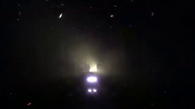 Nero opens their show at Club Nokia with some insane lighting and throbbing dubstep смотреть онлайн