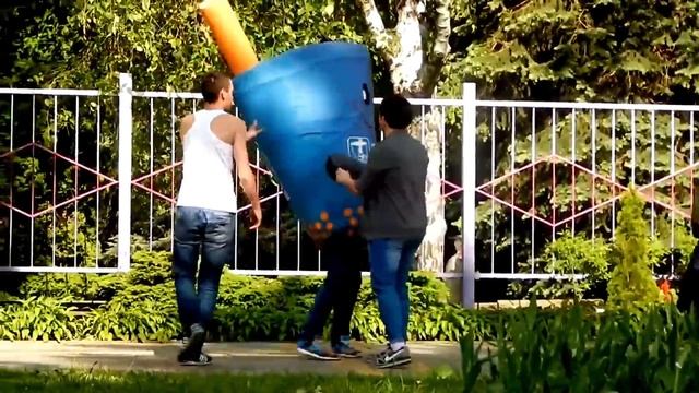 Издевательство над промоутером (социальный эксперимент) | Social Experiment