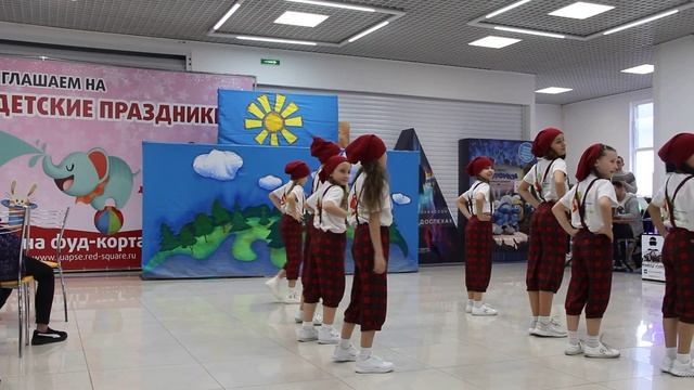 Фиеста - выступление ТРЦ "Красная площадь" смотреть онлайн